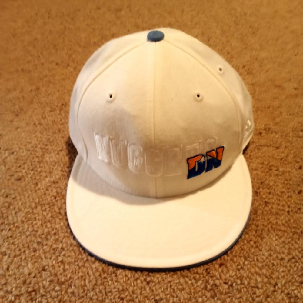 ADIDAS DENVER NUGGETS FITTED CAP